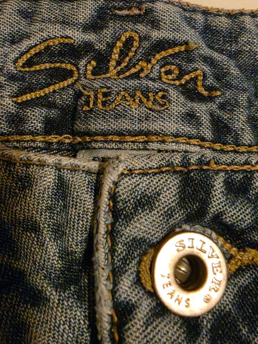 Silver Jeans Co Women's Micro Low-Rise Y2K Retro Jean Shorts Sz 32 - Picture 11 of 11